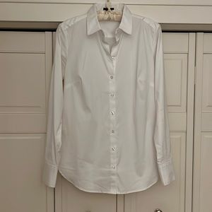 Ann Taylor crisp white button up shirt